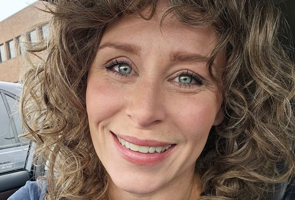 Justine Froelker, therapist, speaker, author, and creator of the Courage is Built Here™ curriculum